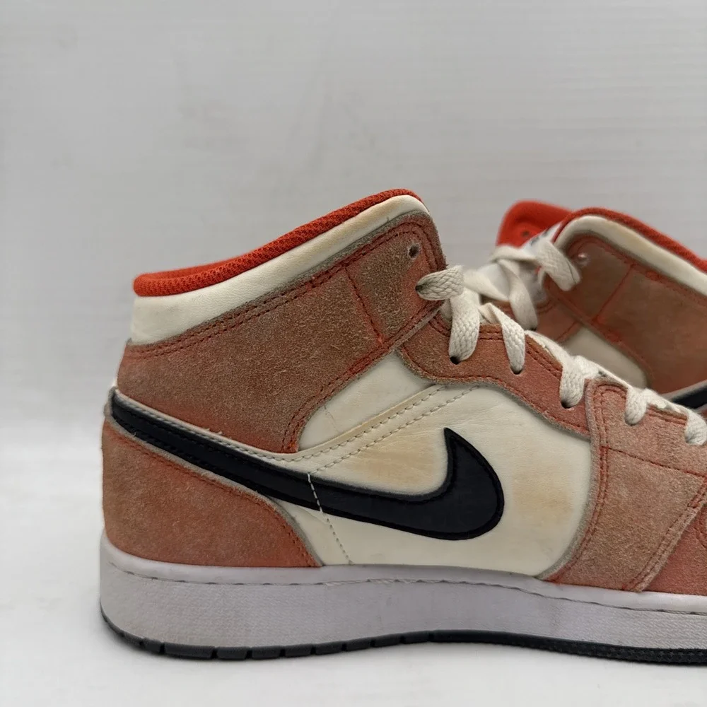 Nike Air Jordan 1 Mid Team Orange Black Sail White DV1336-800 Size 7 Y